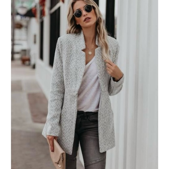 VICI Tayshia Gray Herringbone Coat - Picture 2 of 11